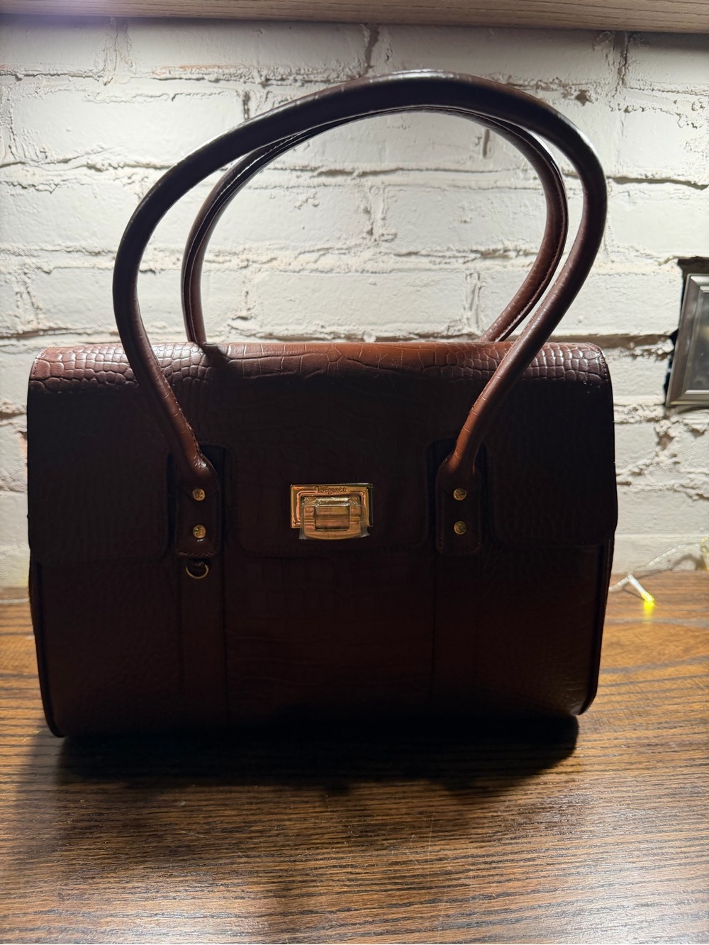 Structured Croc-Embossed Brown Shoulder Bag with Gold-Tone Clasp
